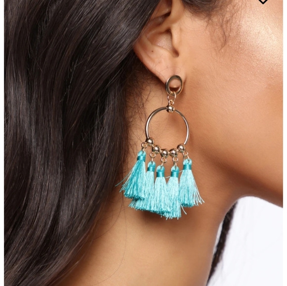 New Fashion Nova Earrings - Picture 4 of 5